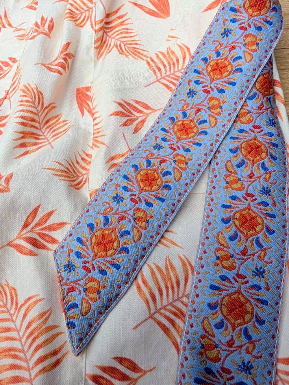 Soft Surroundings - Orange leaves and blue Embroider Belt - Size M (10/12) - NWT - Picture 13 of 13